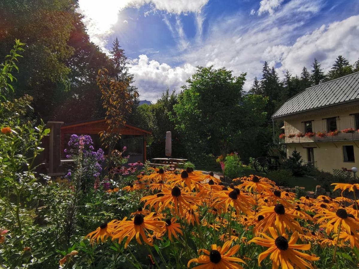 サランシュ Le Moulin Des Oliricsヴィラ エクステリア 写真